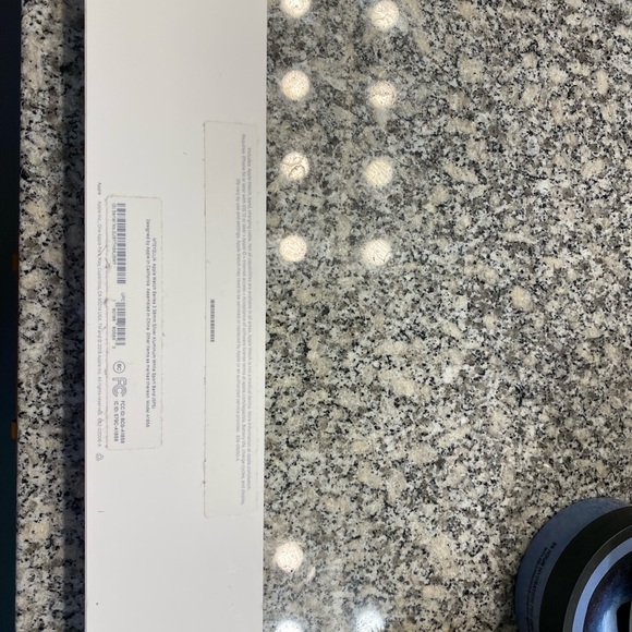 Apple Watch box - Picture 3 of 3